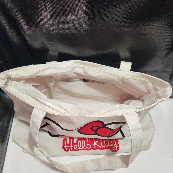 Hello kitty Bundle - Picture 3 of 6